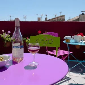 https://la-maison-de-thais.fr-provencehotel.com